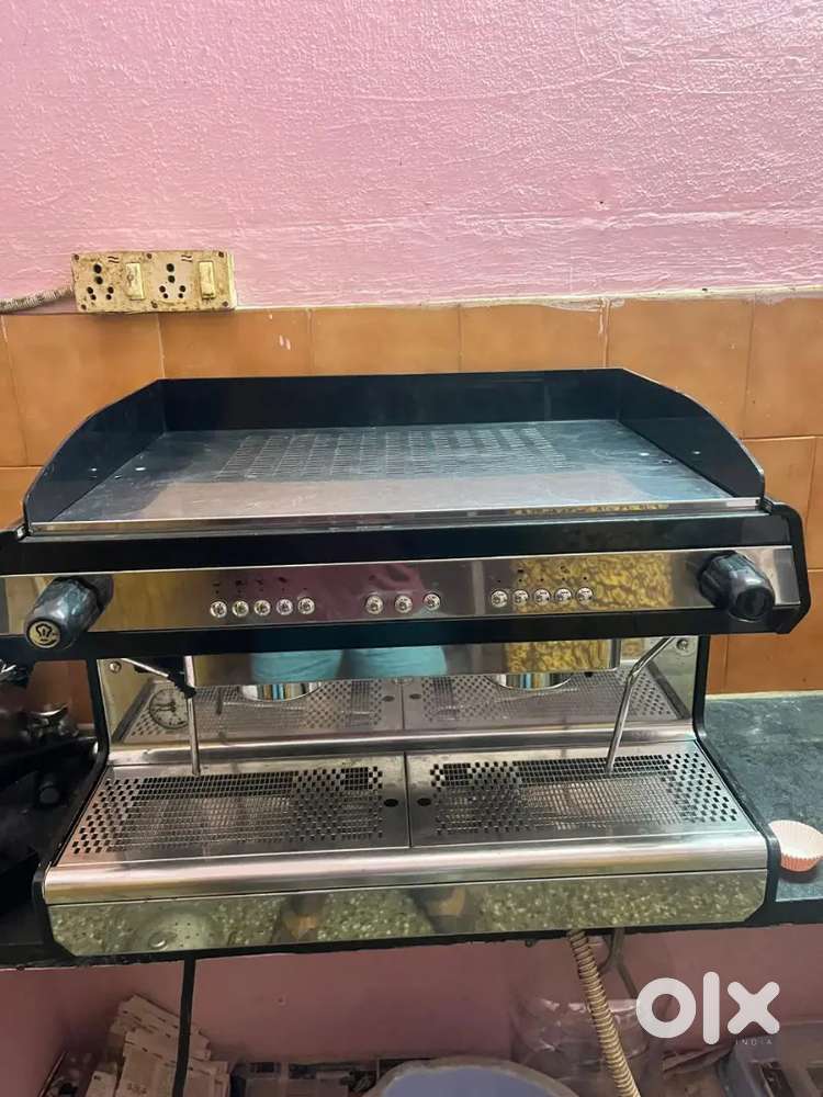 Coffee Machine and Blender For Sale