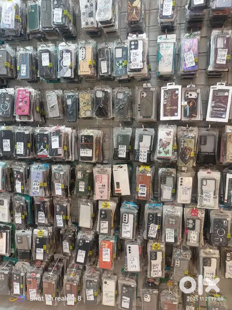 Salesman for mobile accessories