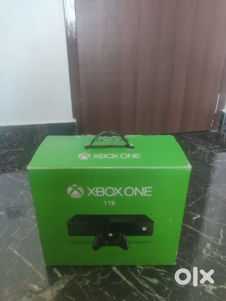 XBOX ONE 1TB