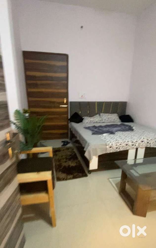 PG opp khalsa college Rs. 2500