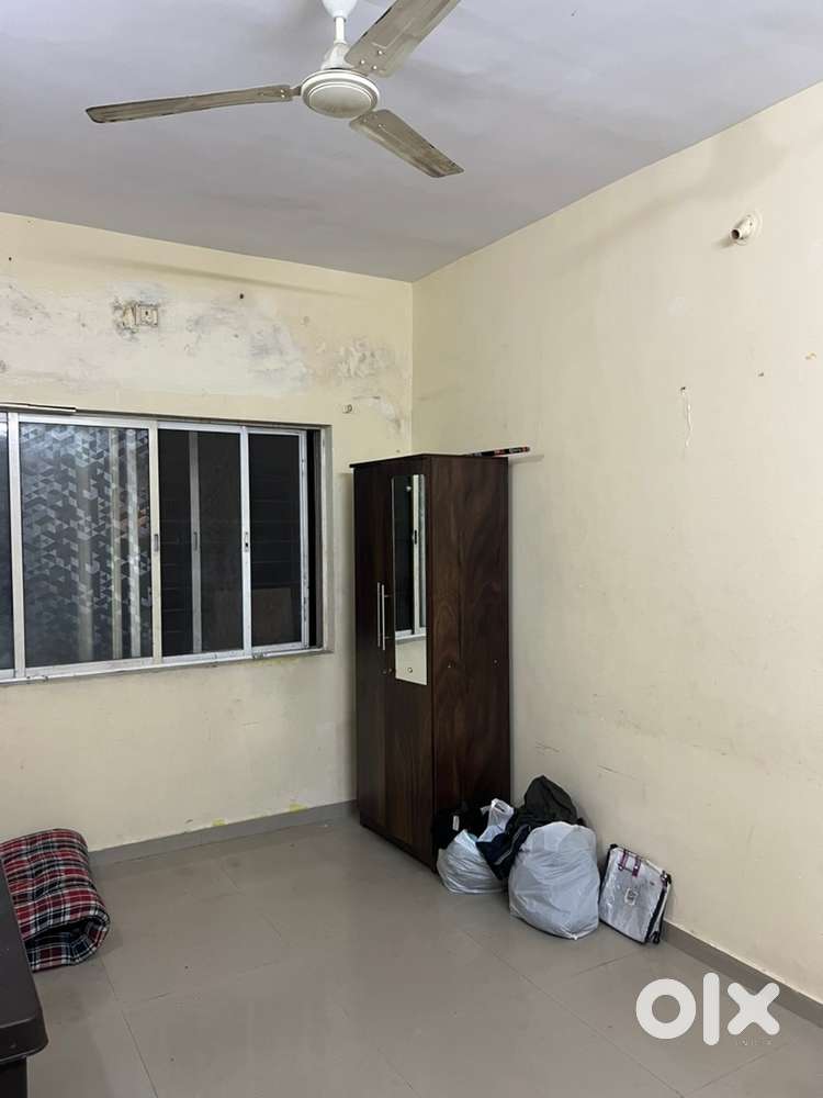 Pg available in Kondhwa meetha nagar