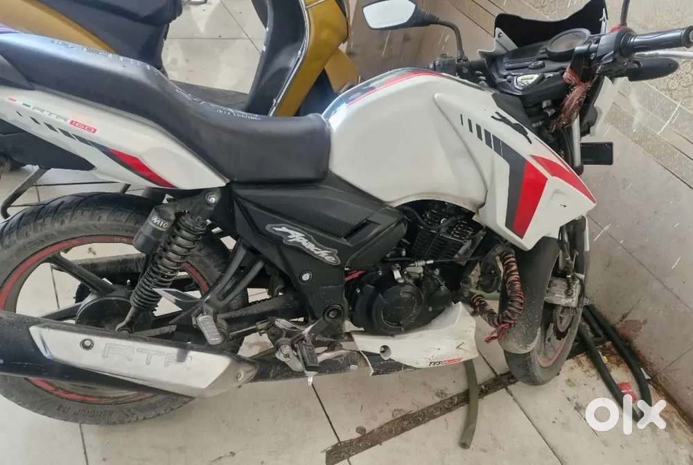 First owner and single handed drive all paper oky