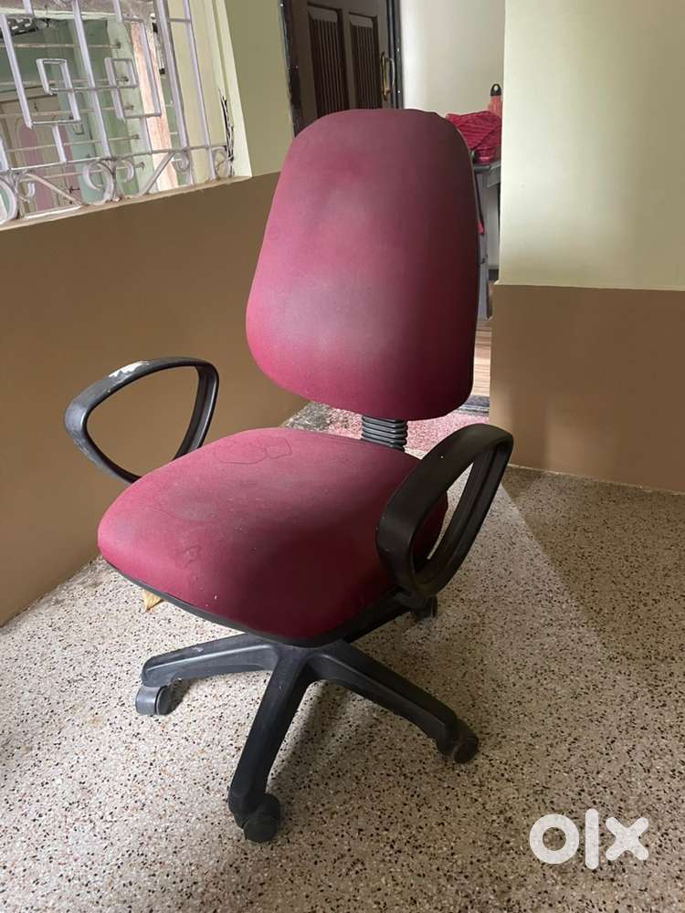 Comfortable office chair - Rotating