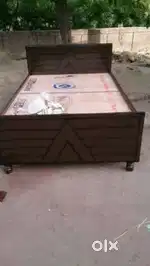 Brand new fully detachable single bed 6x4