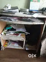 Computer table