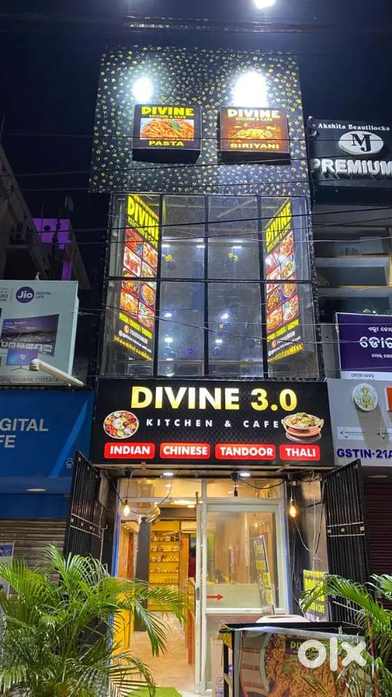 Indian, chinese and tandoor