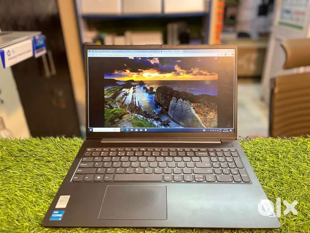 LENOVO IDEAPAD V15 G3
CORE I3 12TH GEN 16GB RAM 512GB SSD 15 INCH