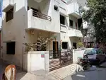 INDEPENDANT CORNER HOUSE GF+FF