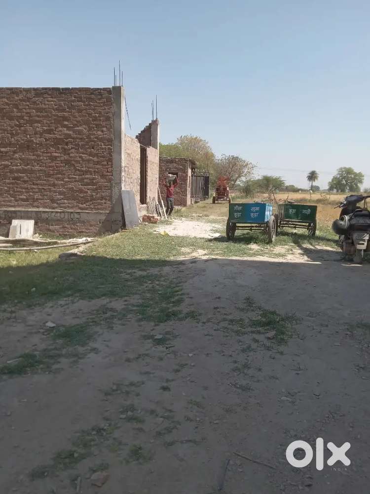 Gopalpur near patrasa kanpur nagar me private plot 450 feet