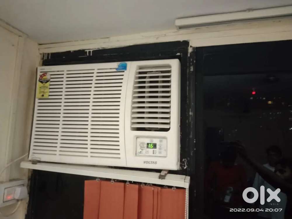 #/1 YEARS COMPRESSOR WARRANTY/// VOLTAS WINDOW AC 1 TON FOR SALE!!!