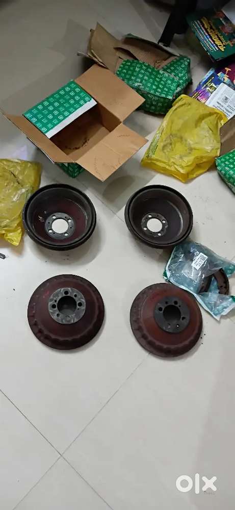 ഓട്ടോറിക്ഷ ബജാജ് കോംപാക്ട് ഡീസൽ ബ്രേക്ക് ഹബ്ബ്