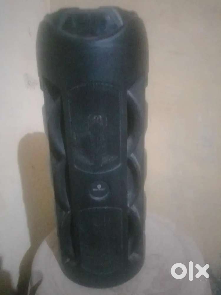 Bluetooth speaker chargeable