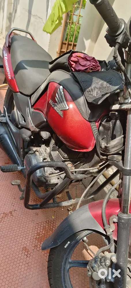 Red colour 60716 km driven