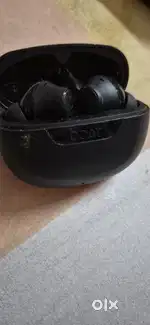 Boat Earbud with charging case