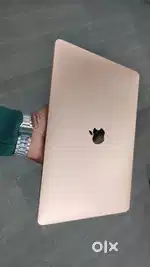 Apple ci5 macbook air A1932 model 8/128 mint condition year 2019/20