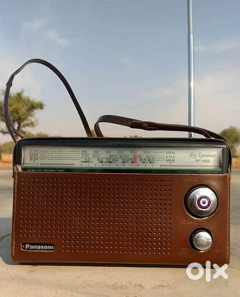 Panasonic 3 band analog radio Rs. 1600