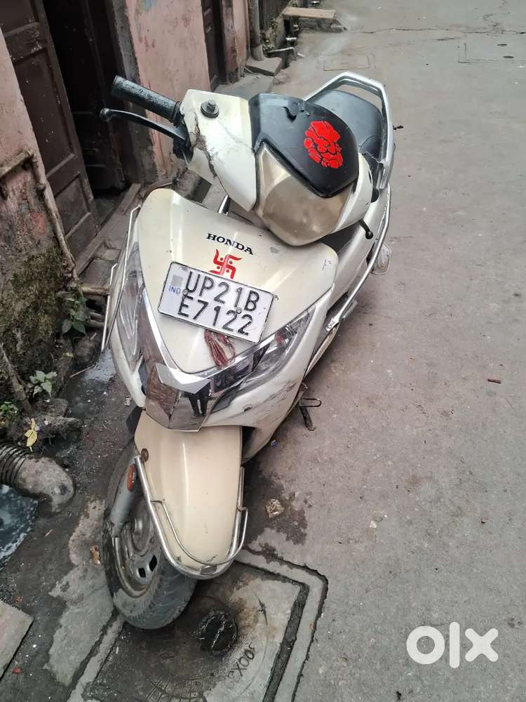 Activa 125 2016 model only rs32000