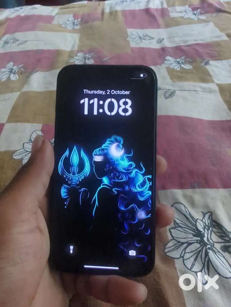iPhone 13 super condition