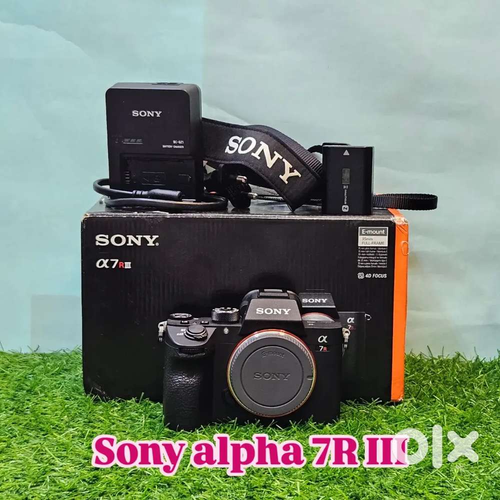 Sony Alpha 7R III Camera Body – Excellent Condition  With Box & Bill