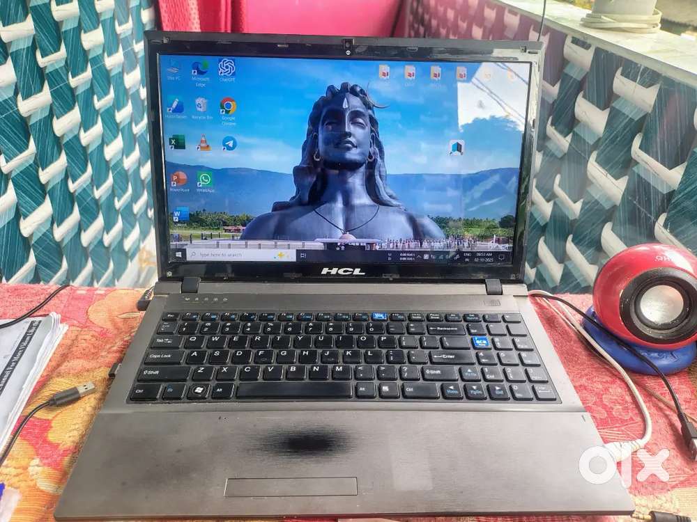 Laptop I5 PROCESSOR 6GB RAM Hcl