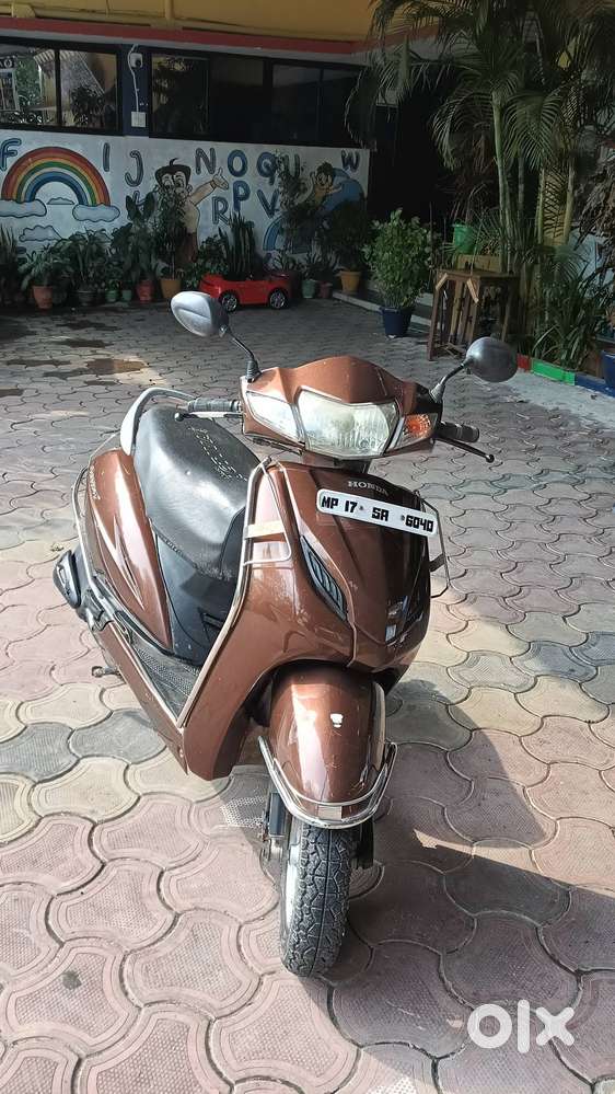 Activa 3g in good condition