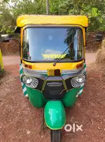 Bajaj maxima xwide