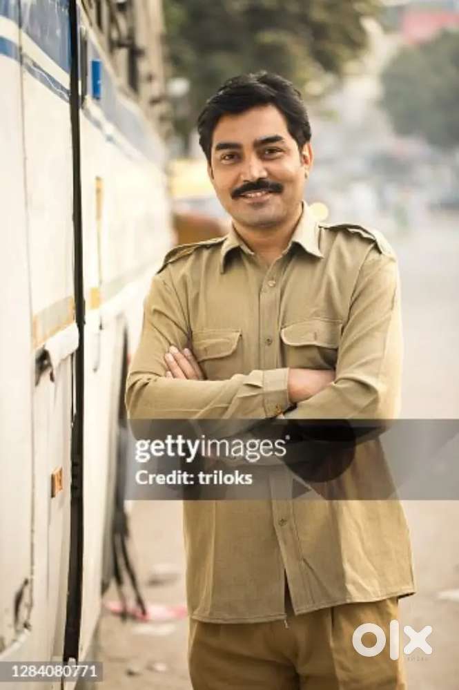 Mujhe private driver ki job chaiye