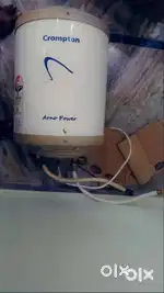 Used Crompton 15 ltrs Geyser