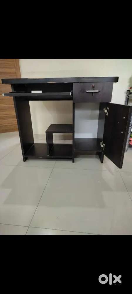 Study Table/ PC table in excellent condition