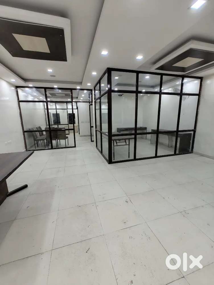 RENT. Semi-furnished 1000 sq.ft. Office Space for Rent, main road face