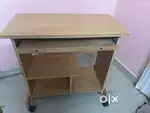 Computer table