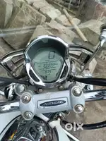 Bajaj Avenger 220 cruise
