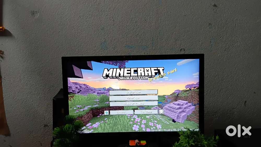 Acer VERITON , computer  set up with keyboard and mouse original best