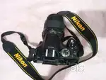 Nikon D 5200 neat & less used,