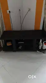 Damro TV stand