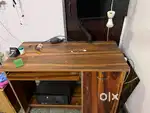 Computer table