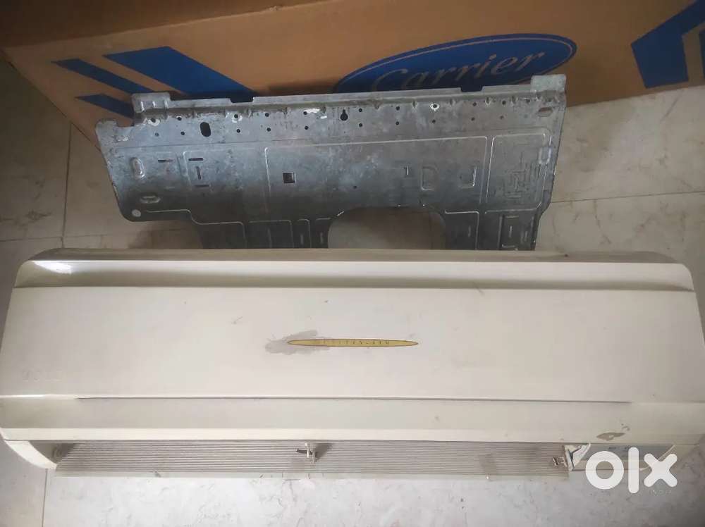 Carrier split AC