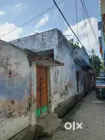 35/35 1225 SQ feet house selling moh. Pyarepur near dhanvantri hospita