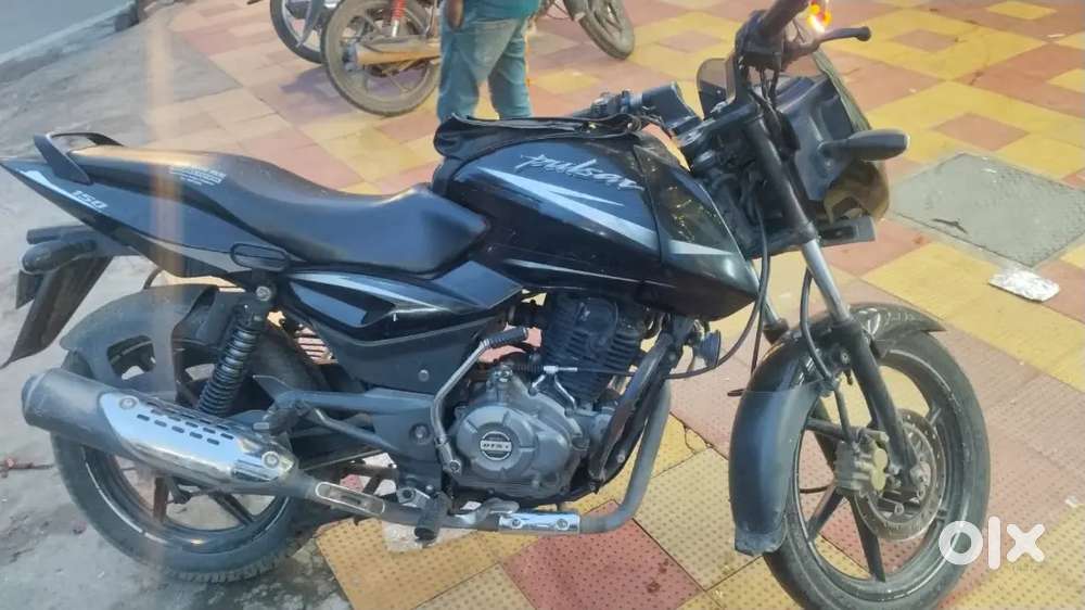 Good condition single hand use all paper available