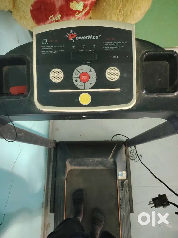 Thread Mill is selling in good condition