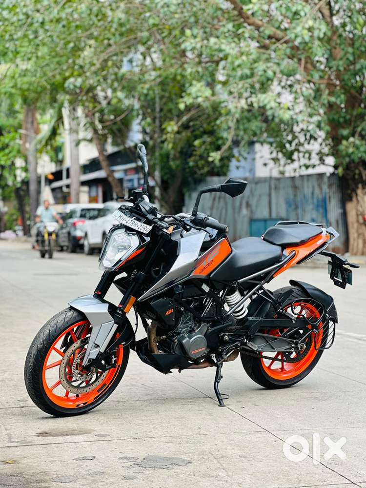 KTM DUKE 200