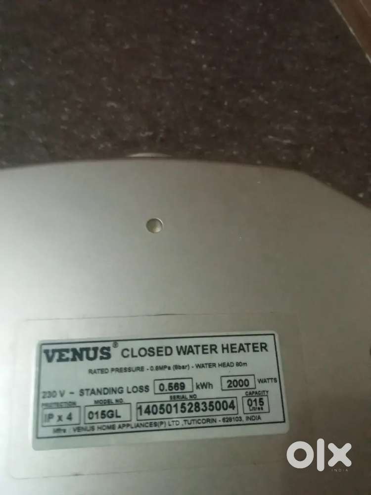 VENUS CLOSED WATER HEATER 15 LITER