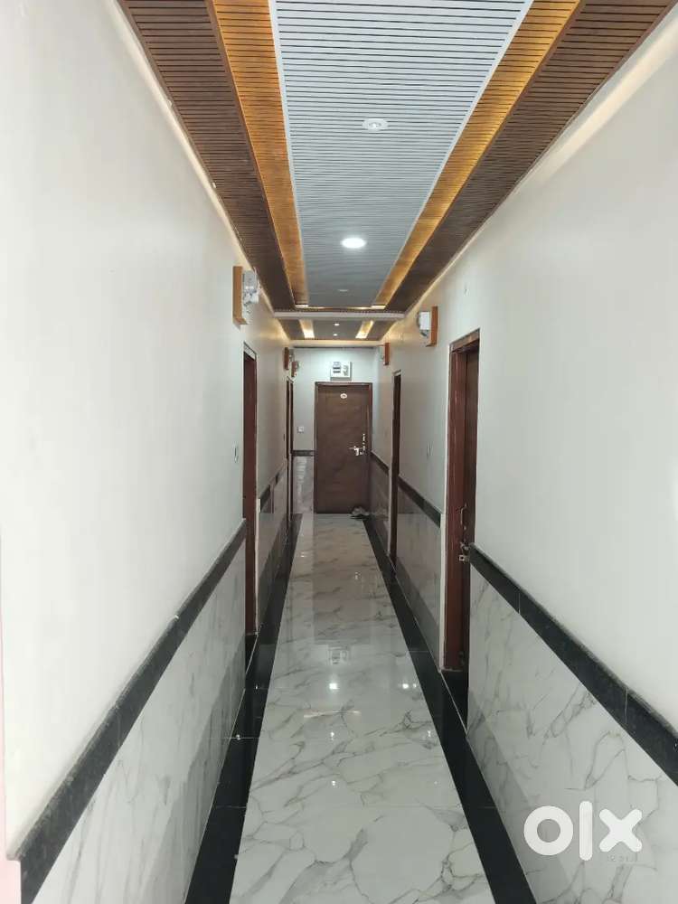 1 rk room available on rent furnished
