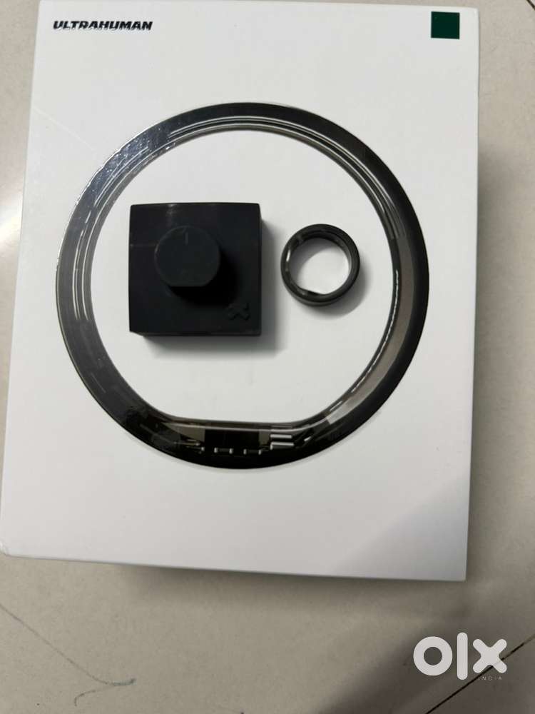 Ultrahuman ring one month old black titanium size 7