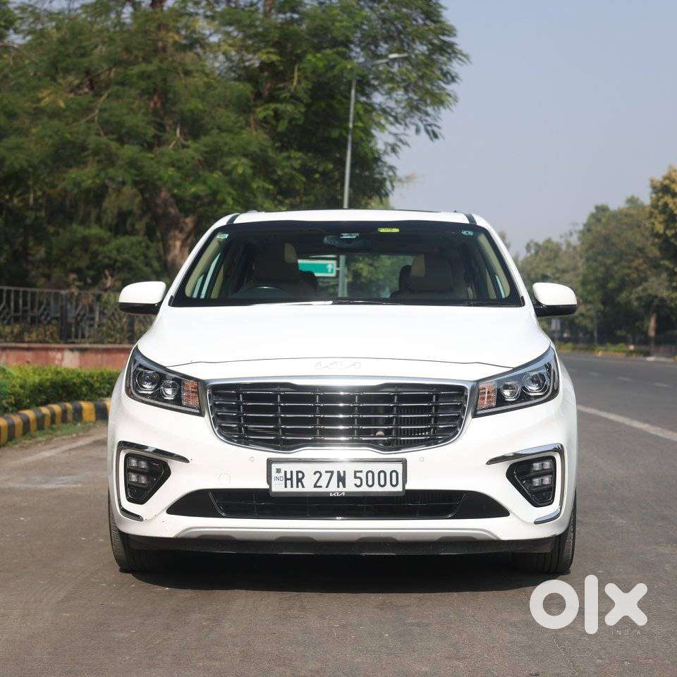 Kia Carnival Limousine Plus 7 STR, 2022, Diesel