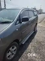 Toyota Innova 2011 Diesel 226000 Km Driven