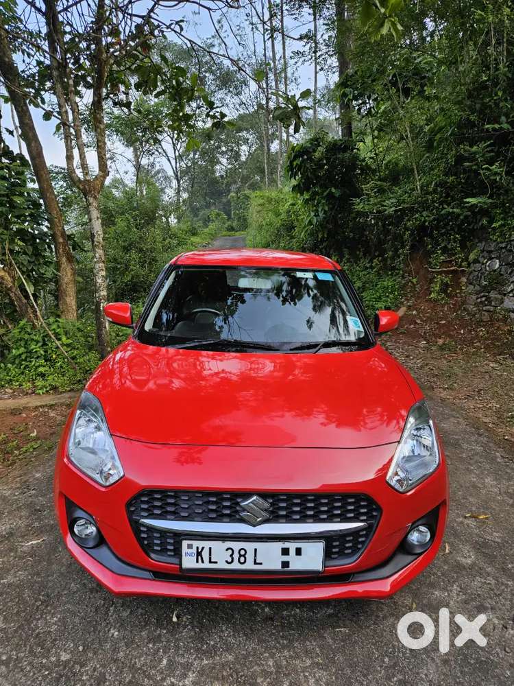 Maruti Suzuki Swift 2023 Petrol AGS. Well Maintained. 1st owner.