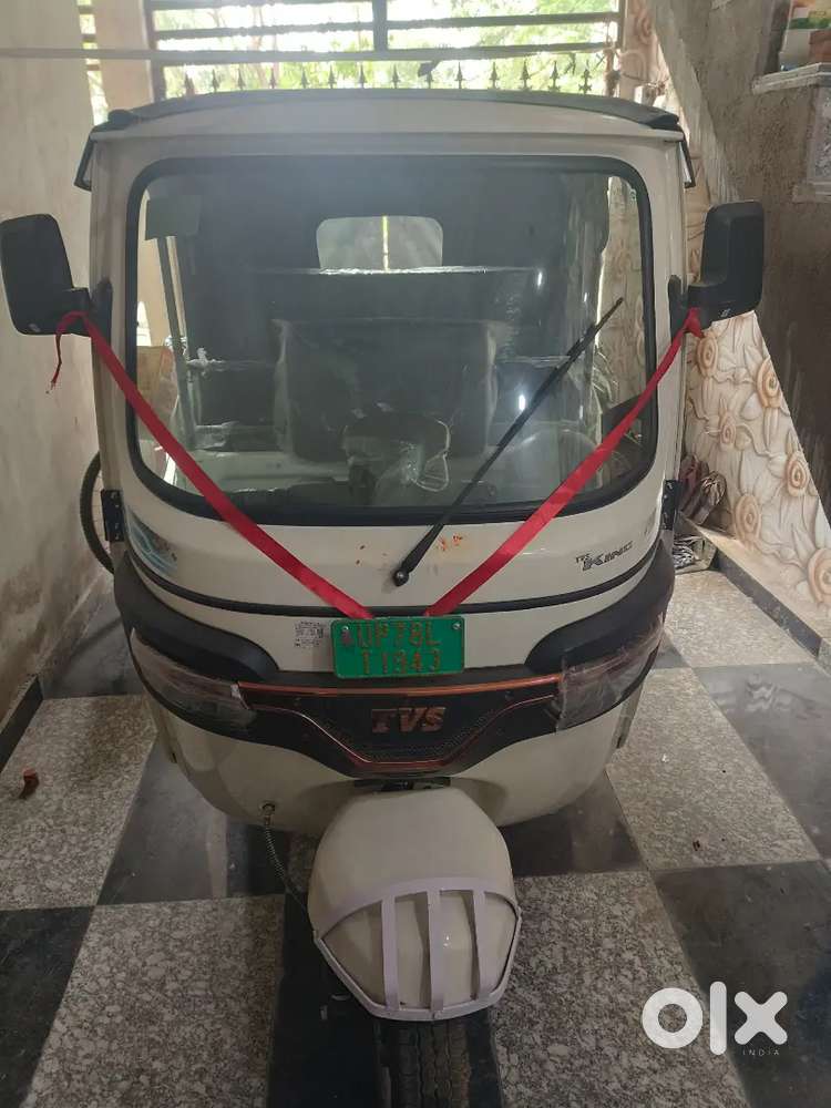 TVS Electric Auto (2025) - Only 10 Days Old  266 KM Driven