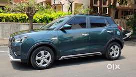 Mahindra XUV300 W6, 2021, Petrol
