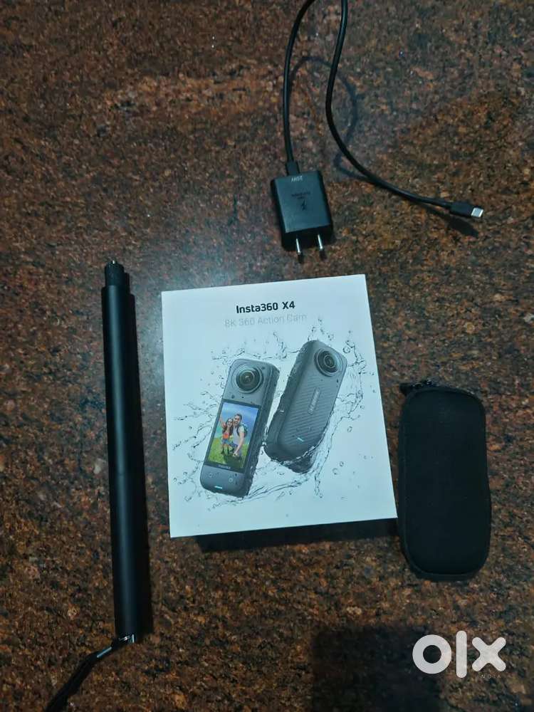 Insta 360 ×4